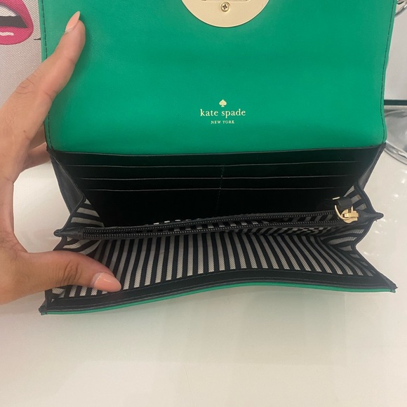 Green and Black Kate Spade Wallet - Picture 7 of 10